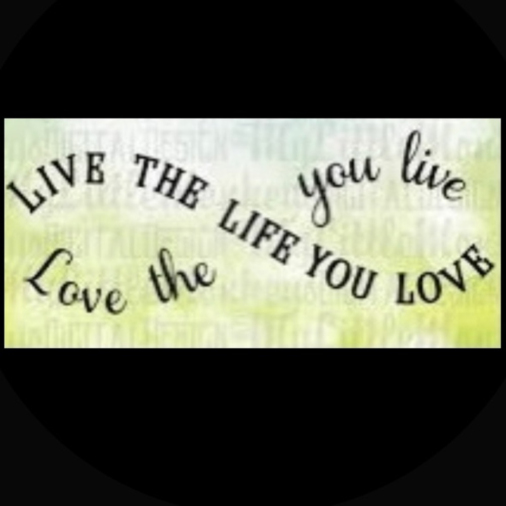 Meet your Posher, Emaline